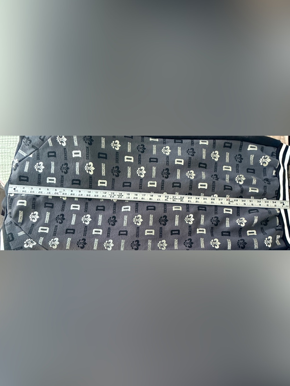 Dereon NWT by Beyoncé hoodie
dress features a bold all-over
monogram Y2K sz M - Picture 11 of 11